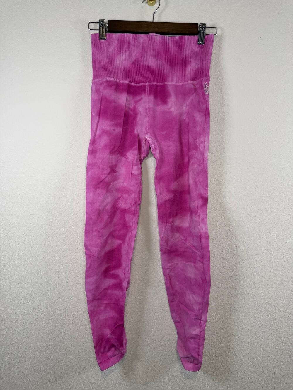 Free People FP Movement Good Karma 7/8 Tie Dye Leggings Pink Purple Size M